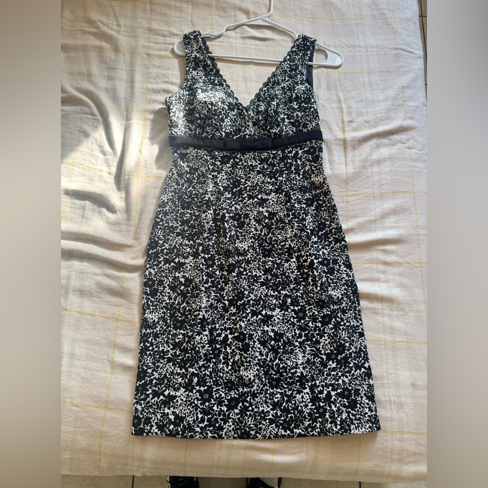 Dressbarn Black and White Sheath Midi Dress